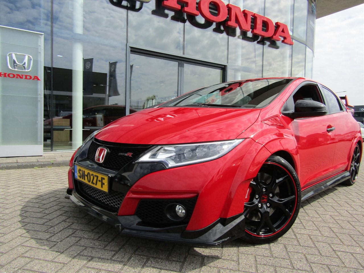 Honda Civic - 2.0 i-VTEC Type R 2.0 i-VTEC 310pk Type R - AutoWereld.nl