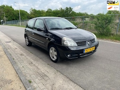 Renault Clio - 1.2-16V Campus Community[Airco] [inruiler van de week]