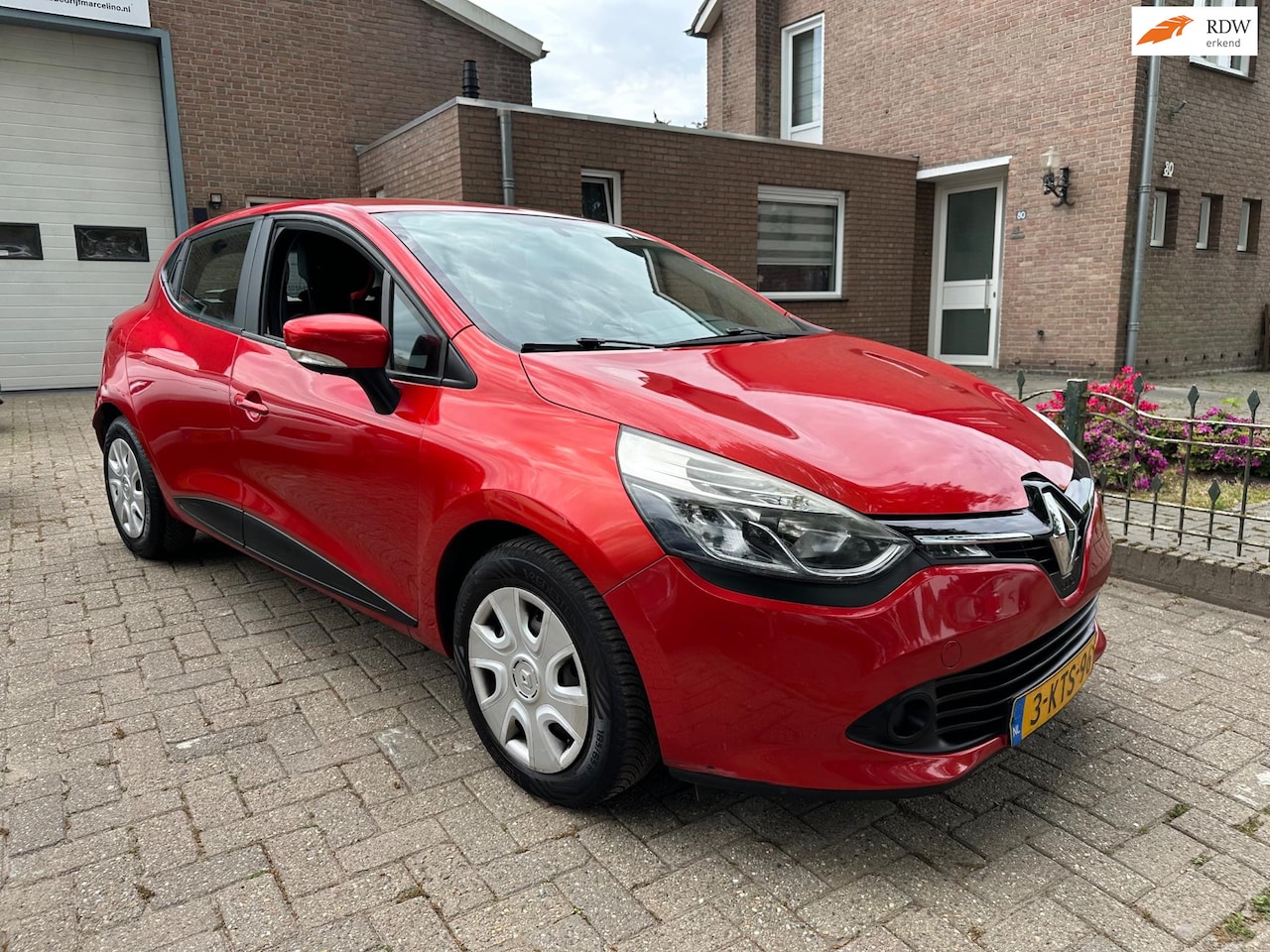 Renault Clio - 0.9 TCe Expression 0.9 TCe Expression - AutoWereld.nl