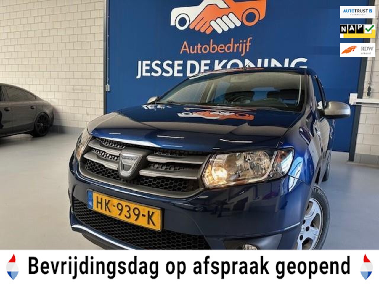 Dacia Sandero - 0.9 Tce 10th Anniversary 0.9 TCe 10th Anniversary,bj.2015,blauw,airco,NAP met 123459 km.en APK tot 01/2026,sportvel - AutoWereld.nl