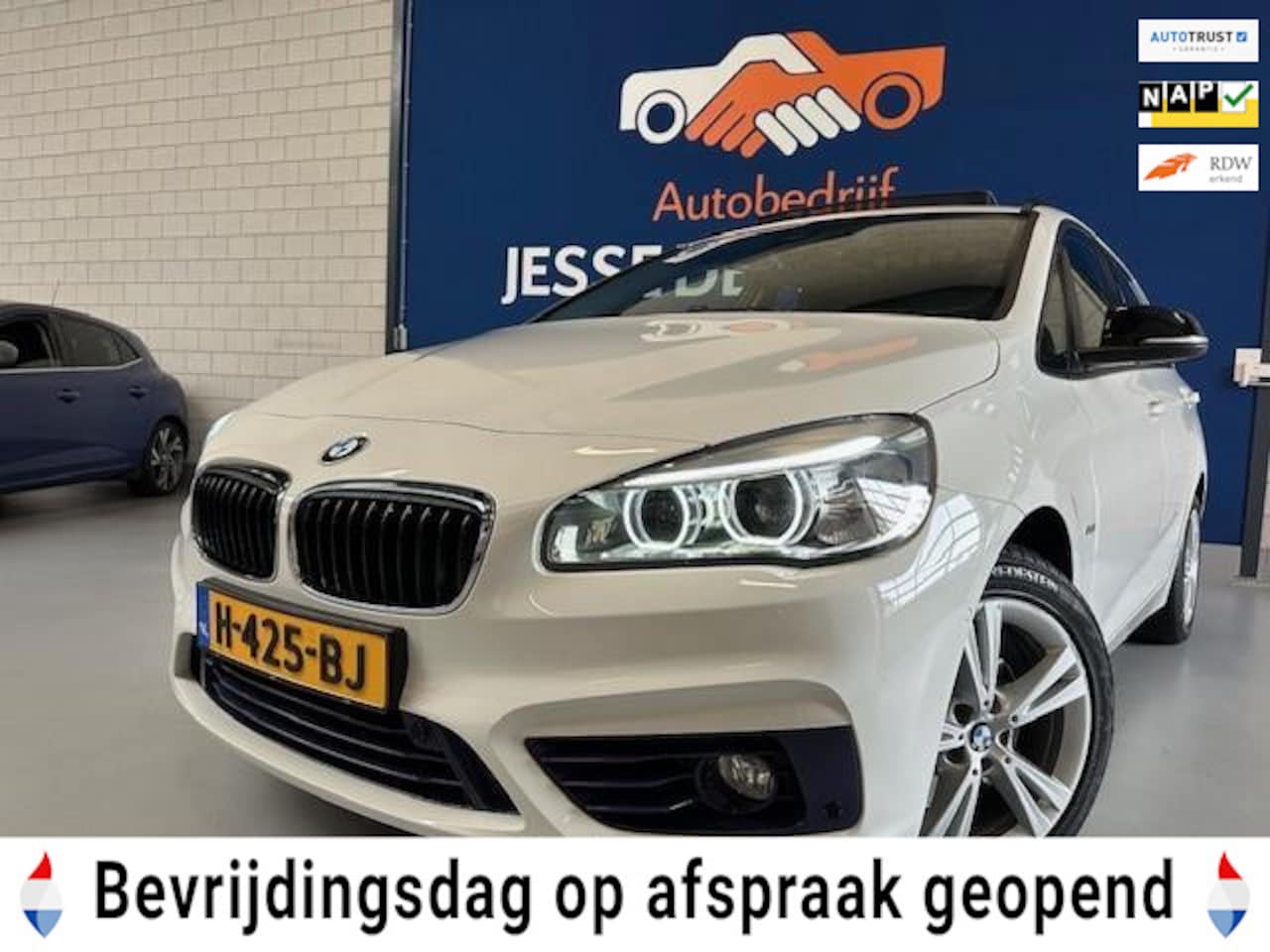 BMW 2-serie Active Tourer - 218i Centennial High Executive Sport,Panoramadak, Automaat,bj.2016 ! NAP 130068 km.,APK 12 - AutoWereld.nl