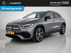 Mercedes-Benz GLA-Klasse - 180 Business Solution AMG | Panoramadak | MBUX wide screen | Navigatie | Trekhaak | Parkin