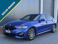 BMW 3-serie - 330e M PACK 2020 NAVI CAMERA CR CONTROL PDC ECC LAGE KMSTAND