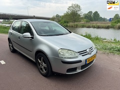 Volkswagen Golf - 1.6 FSI Trendline|NW APK|