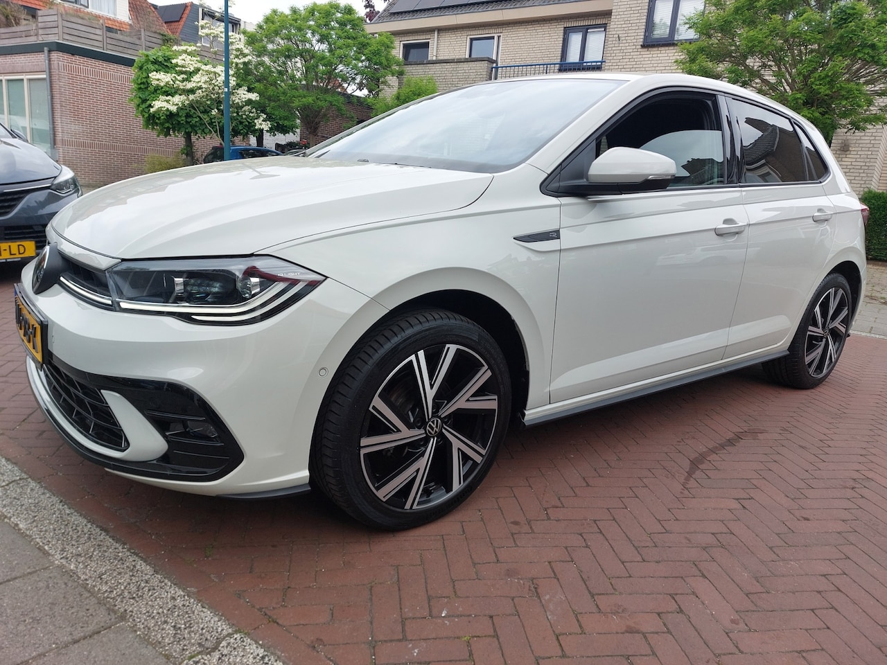 Volkswagen Polo - 1.0 TSI R-Line Business+ 1.0 TSI R-Line Business - AutoWereld.nl