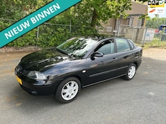 Seat Cordoba - 1.4-16V Reference LEUKE AUTO RIJDT EN SCHAKELT GOED
