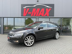 Skoda Octavia Combi - 1.2 TSI DSG Elegance Pano Navi Stoelverw Trekhaak