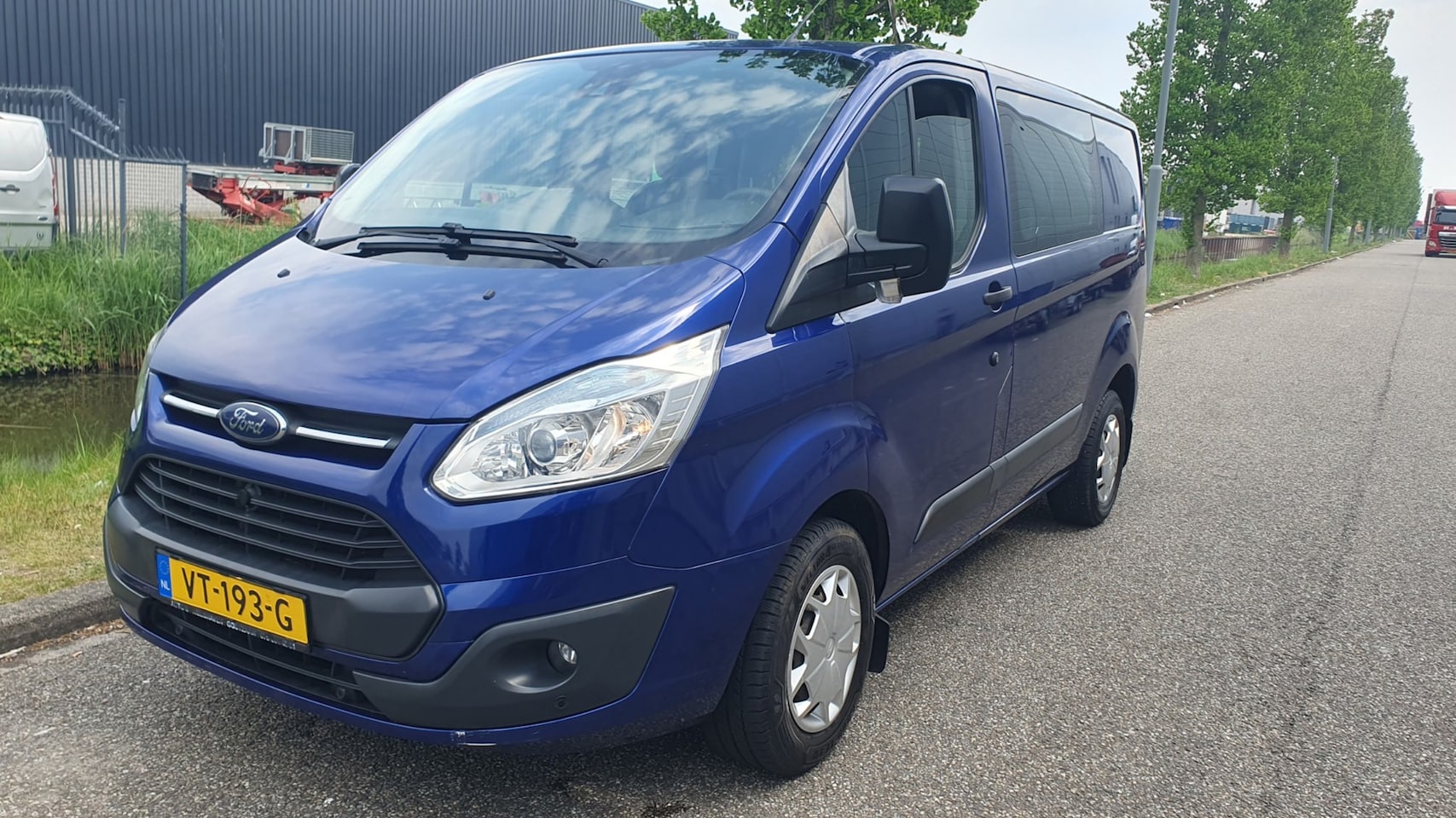 Ford Transit Custom - 290 2.2 TDCI L1H1 Trend DC 290 2.2 TDCI L1H1 Trend DC - AutoWereld.nl