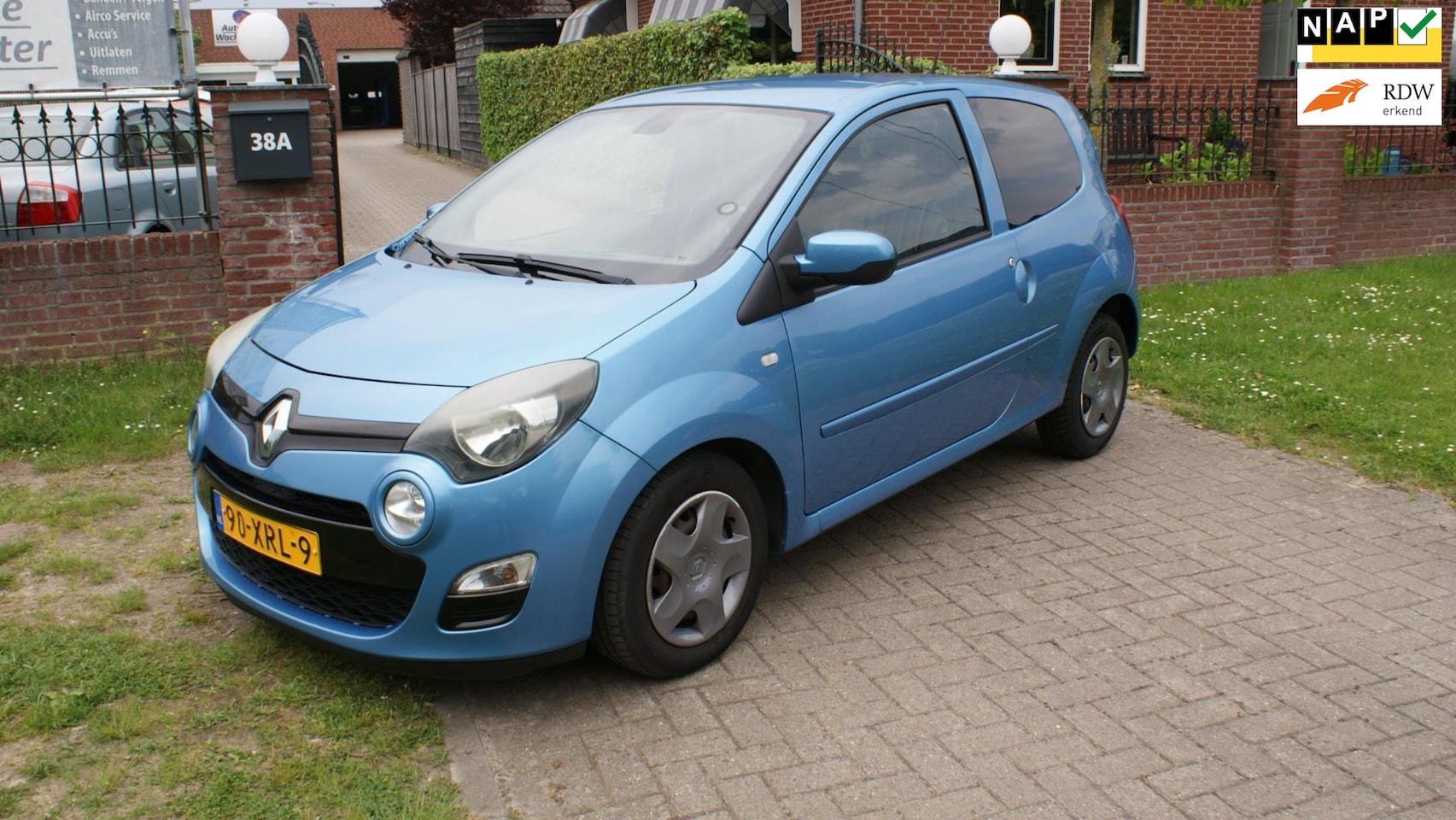 Renault Twingo - 1.2-16V Collection 1.2 16V Collection - AutoWereld.nl