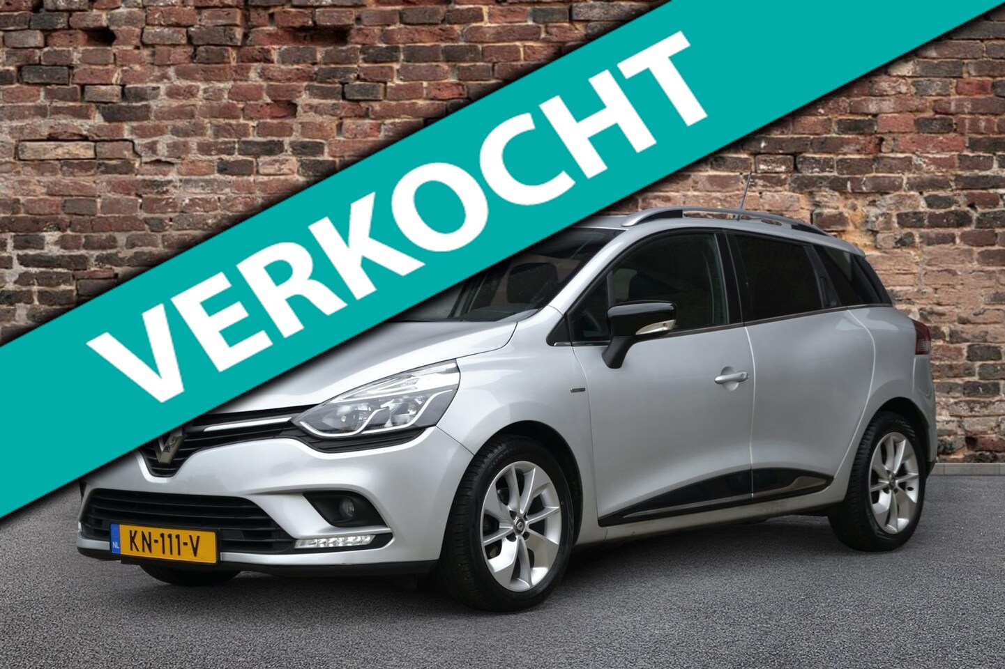 Renault Clio Estate - 0.9 TCe Limited | Cruise | Sensoren | Keyless - AutoWereld.nl