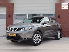 Nissan Qashqai - 1.2 Acenta Navigatie - Climate & Cruise control - Stoelverwarming - Camera - PDC