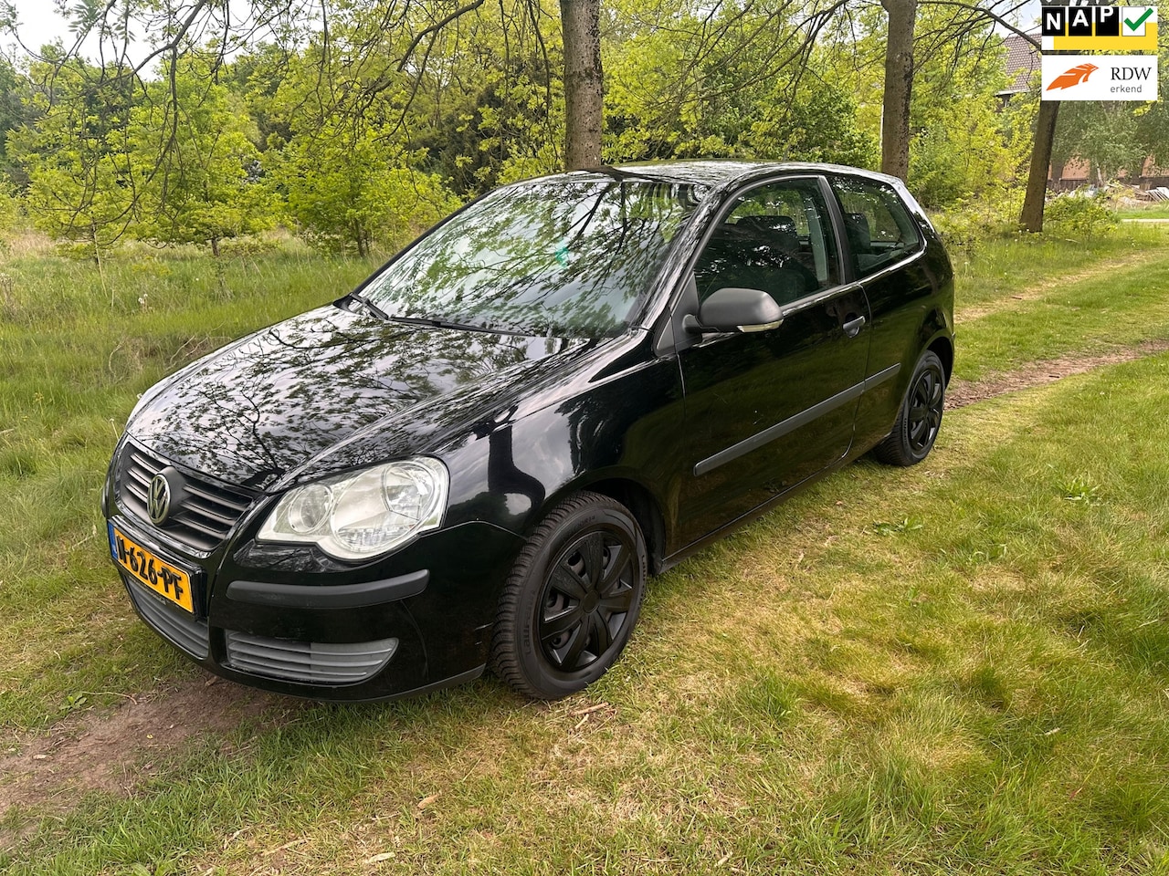 Volkswagen Polo - 1.2 Trendline apk t/m 02-10-2025 - AutoWereld.nl