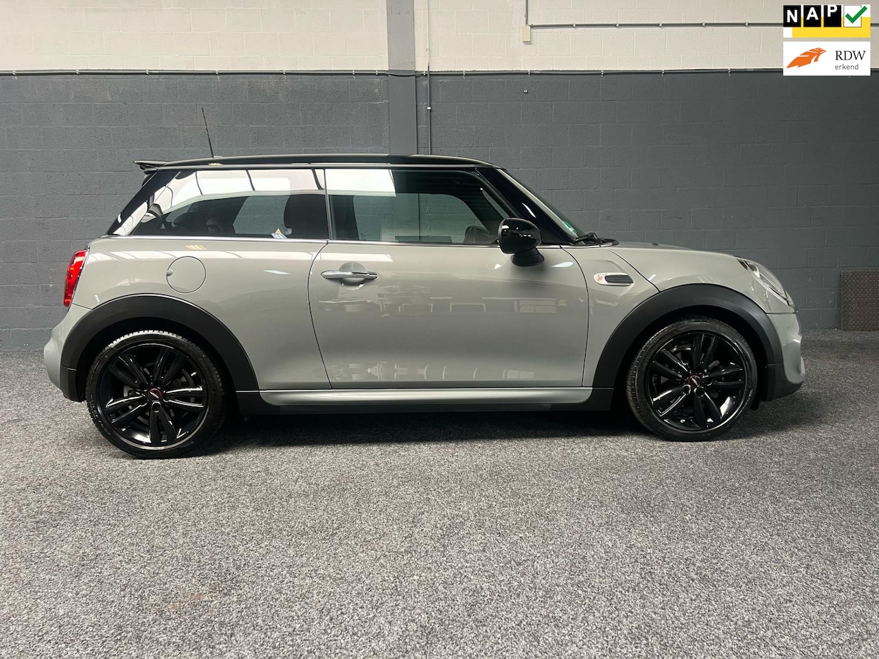 MINI Cooper - Mini 1.5 J.C.W Uitvoering - AutoWereld.nl