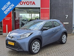 Toyota Aygo X - 1.0 VVT-i MT Play APPLE CARPLAY ANDROID AUTO PARKEERCAMERA ADAPTIVE CRUISE CONTROL