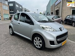 Peugeot 107 - 1.0-12V XR 5 deurs airco