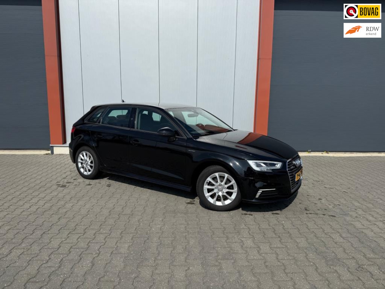 Audi A3 Sportback - 1.4 e-tron Sport 1.4 e-tron Sport - AutoWereld.nl