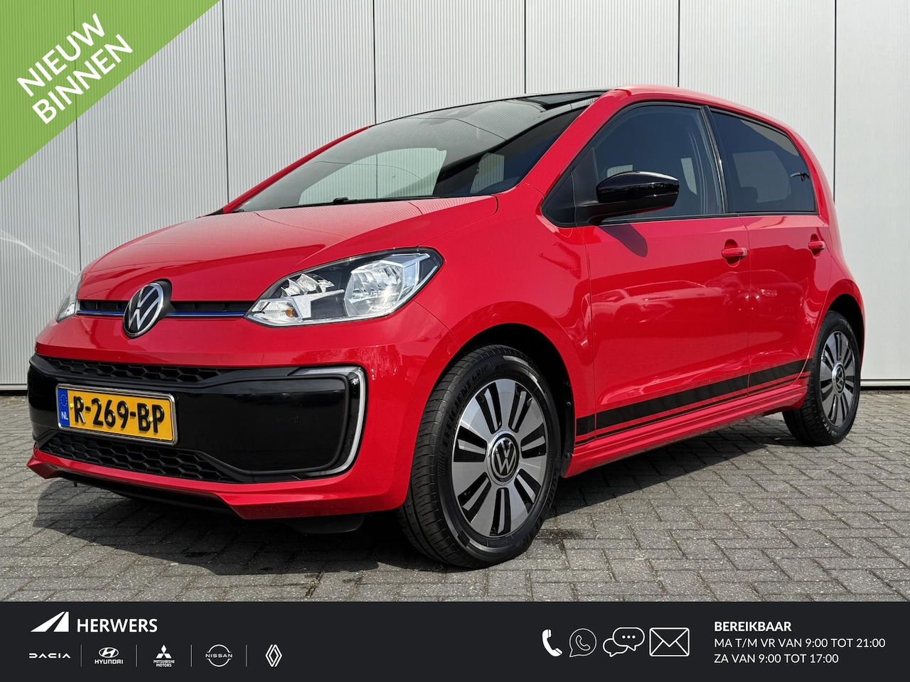 Volkswagen e-Up! - e-up! Style GTI interieur/ stoelverwarming/ Climate Control / Bluetooth / - AutoWereld.nl