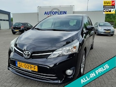 Toyota Verso - 1.8 VVT-i Business nette in Nederland nieuw gelverde verso met trekhaak, navigatie, cruise