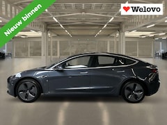 Tesla Model 3 - Standard RWD Plus 60 kWh Full driving computer, trekhaak