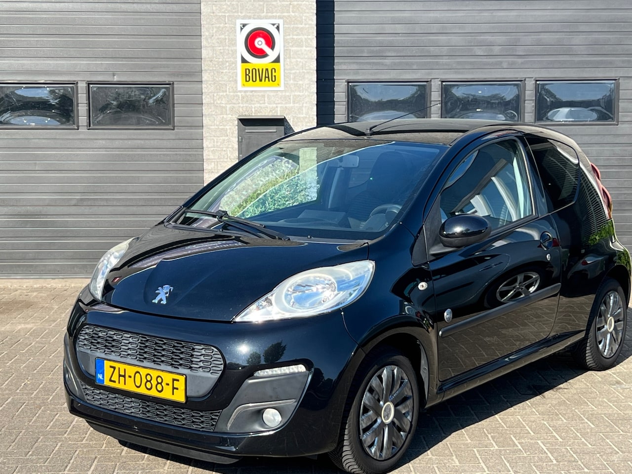 Peugeot 107 - 1.0 Active 1.0 Active - AutoWereld.nl