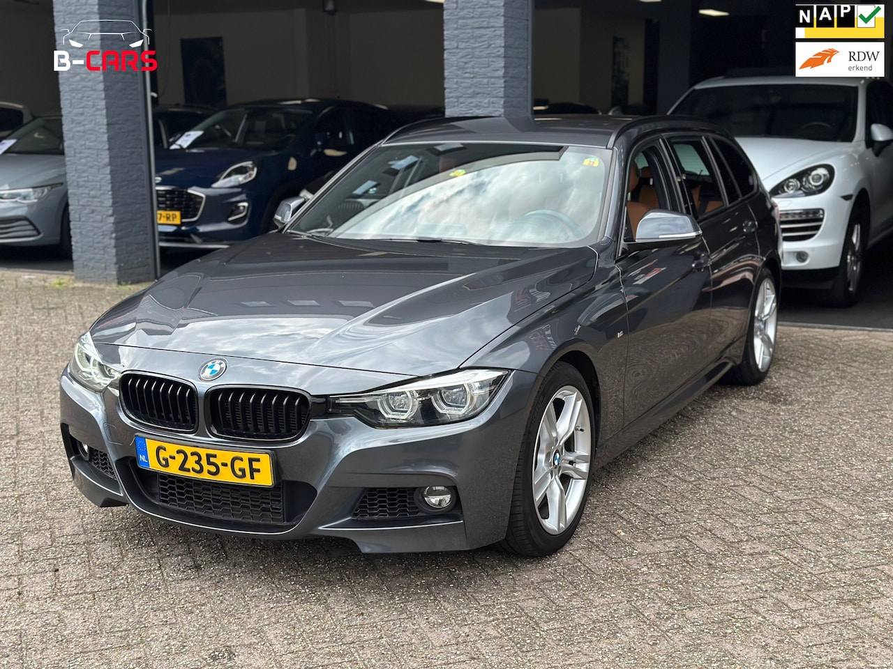 BMW 3-serie Touring - 318i M Sport Xenon|VirtualDash|Leer|Xlnavi|Nap - AutoWereld.nl