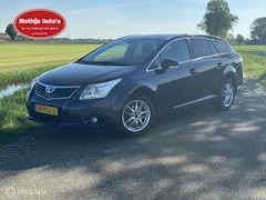 Toyota Avensis - 1.8 VVTi Business Clima Cruise Trekhaak Nette staat
