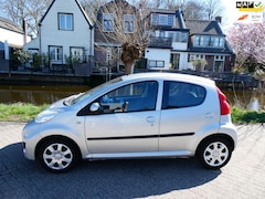 Peugeot 107 - 1.0-12V XR 5-deurs Airco Zuinig A-Label Onderhoudshistorie