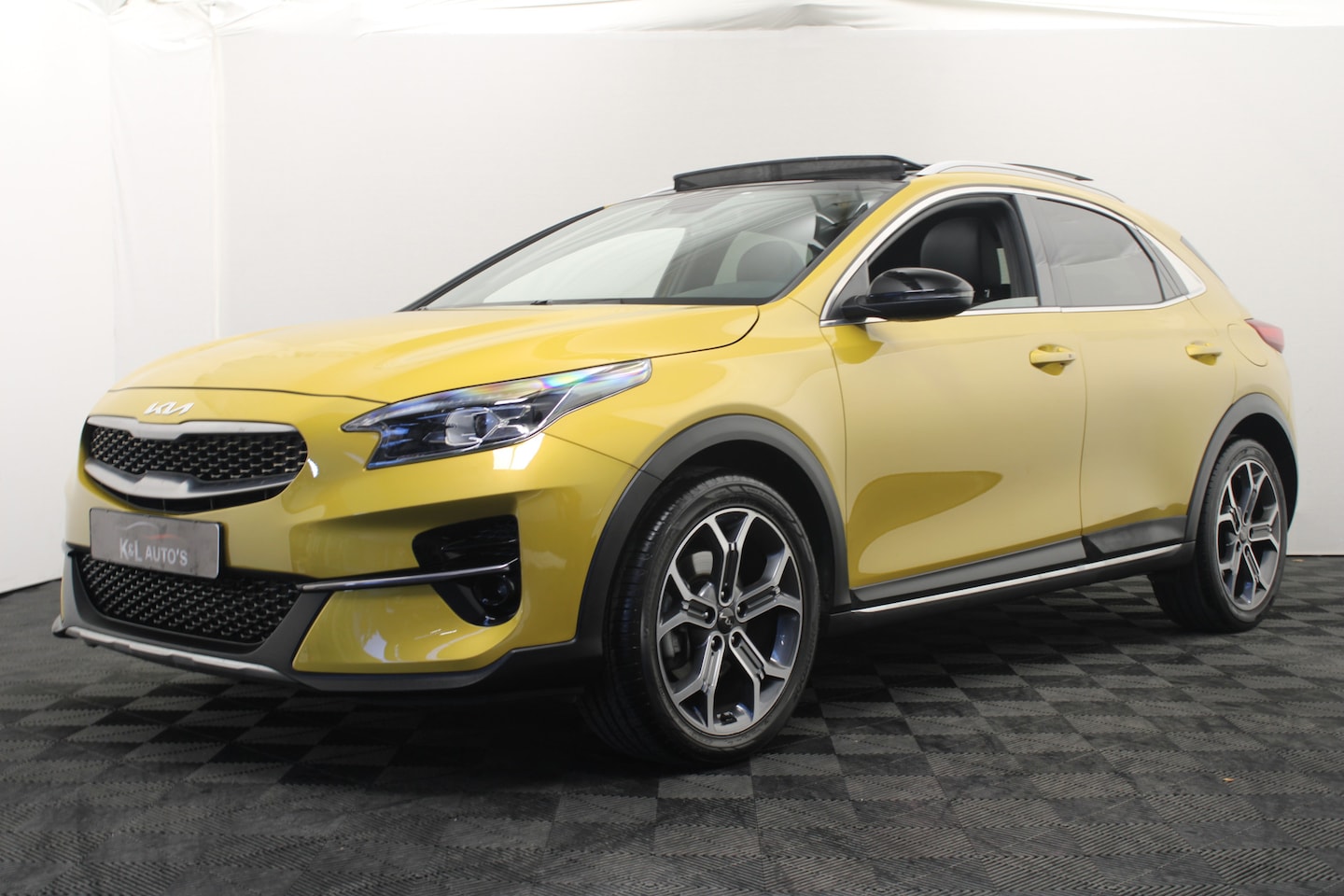Kia XCeed - 1.6 CRDi MHEV DynamicPlusLine |Pano|...... - AutoWereld.nl