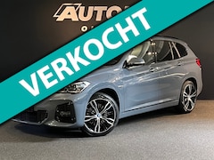BMW X1 - XDrive25e High Executive Edition M Pano/ Storm Bay/ HeadUp/ 19"/ Camera/ Navi