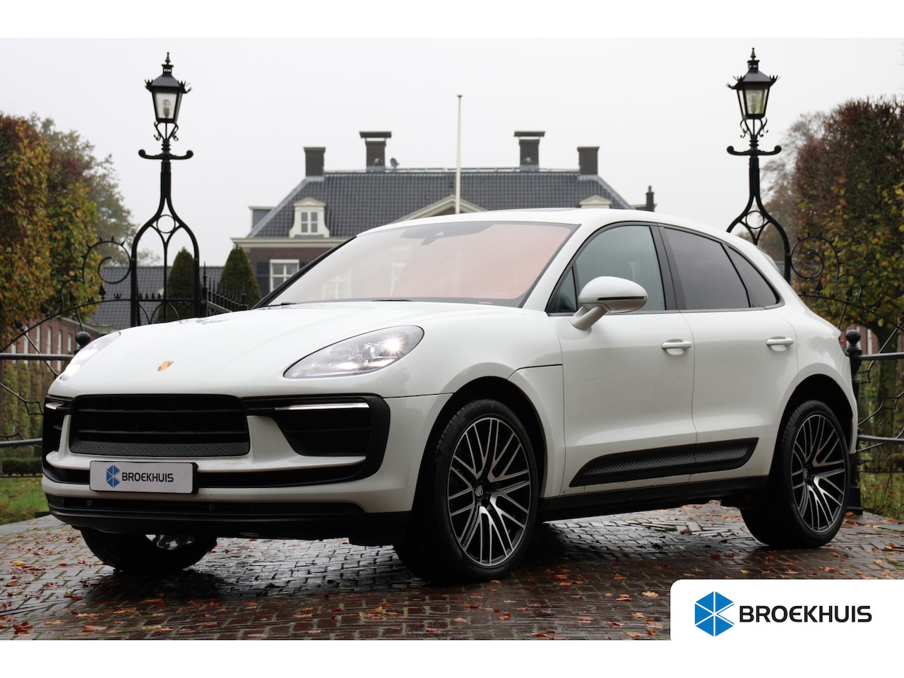 Porsche Macan - Porsche 2.0 T | SPORTCHRONO | 21" 911 TURBO DESIGN VELGEN | LEDER | MEMORY SEATS | STOELVE - AutoWereld.nl
