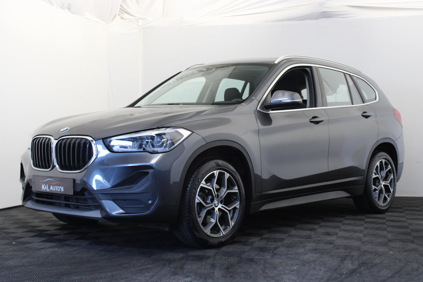 BMW X1 - sDrive18i Business Edition |Navi|..... - AutoWereld.nl