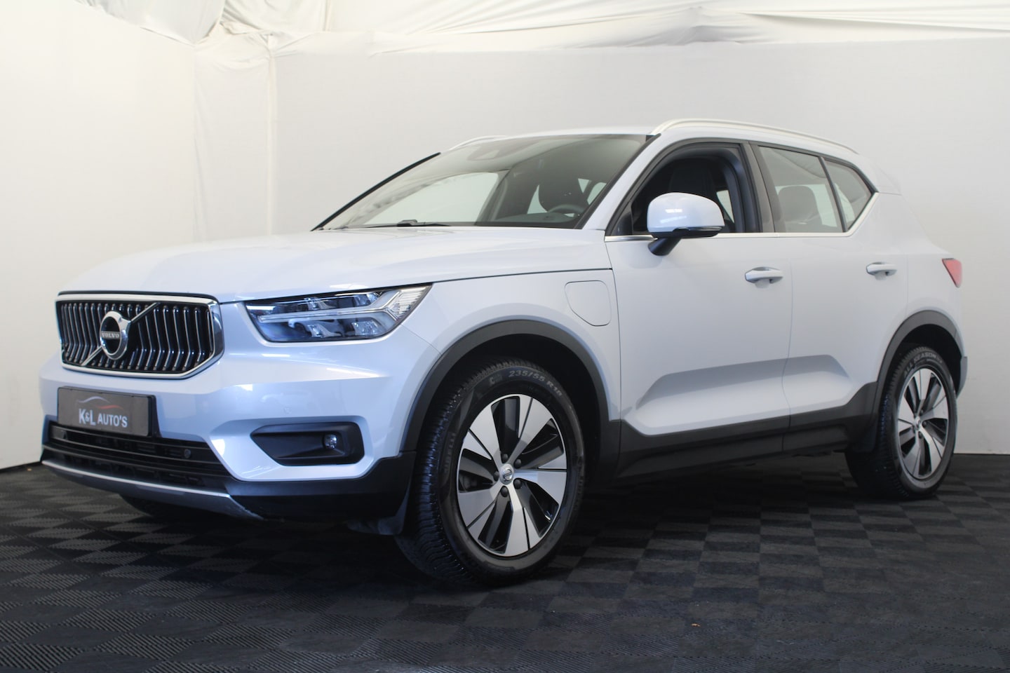 Volvo XC40 - 1.5 T5 Twin Engine Momentum Pro |Camera|Carplay|.......... - AutoWereld.nl