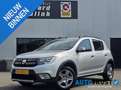 Dacia Sandero Stepway - TCe 90 Laureate TREKHAAK CRUISE NAV DAB+