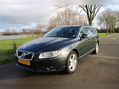 Volvo V70 - 1.6 T4 Nordic Volvo V70 T4 Nordic Powershift 1.6 | 2013 | nieuwe APK | dealer onderhouden