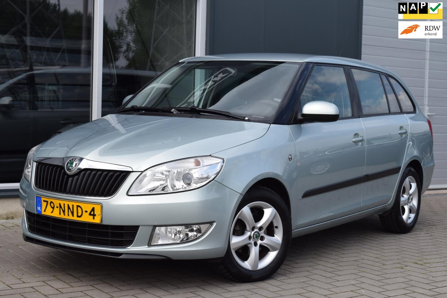 Skoda Fabia Combi - 1.2 TDI Greenline | Clima | Cruise | NAP + APK 5-2026 ! - AutoWereld.nl