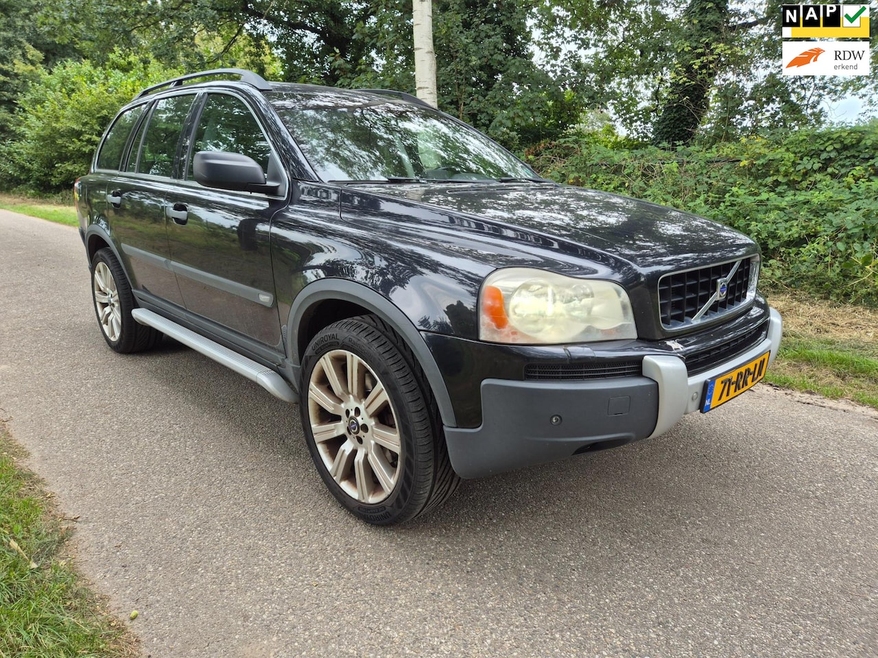 Volvo XC90 - 2.5 T Ocean Race / 7 persoons / leer / el. Stoel met memory / navi / trekhaak - AutoWereld.nl