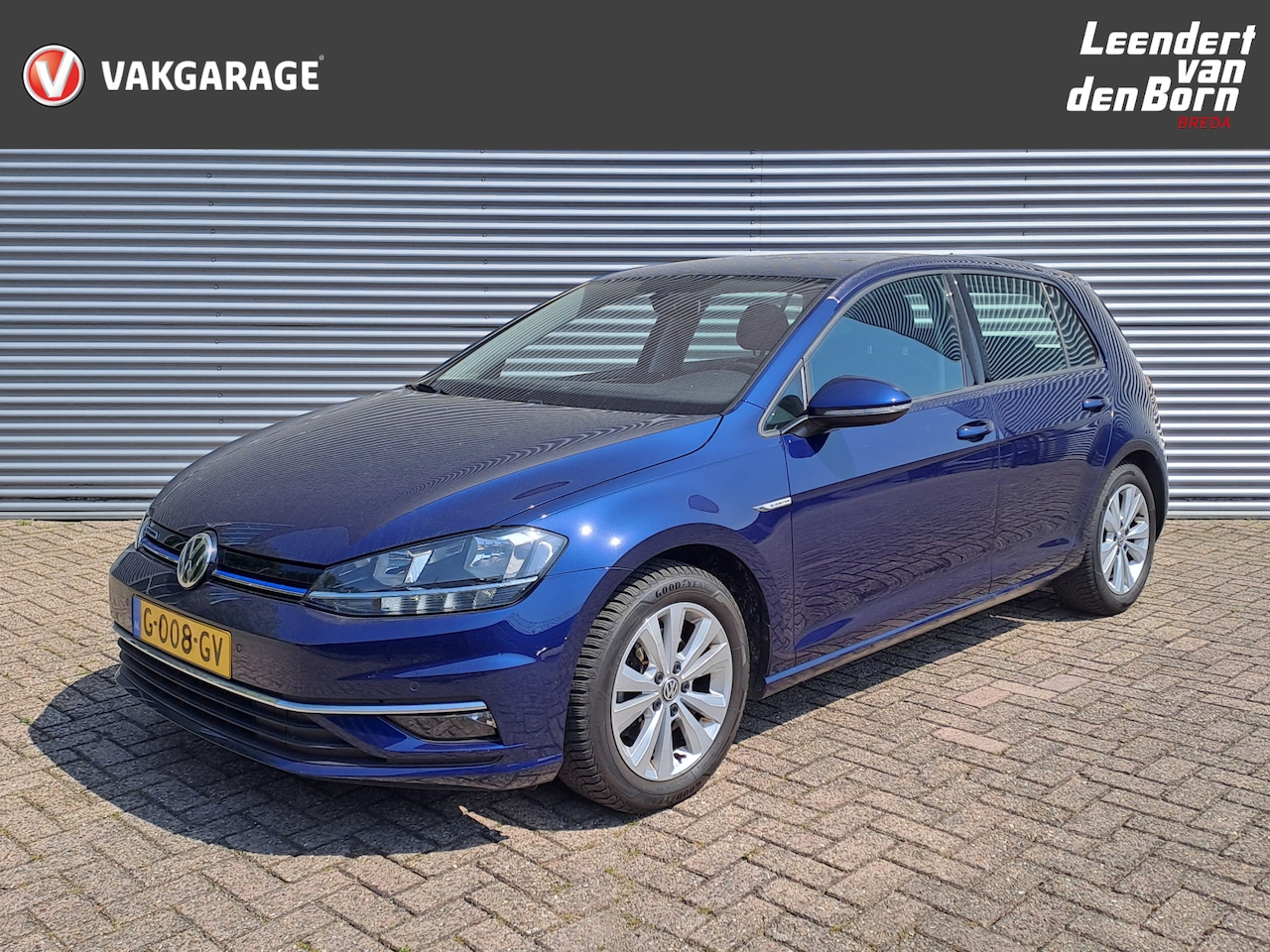 Volkswagen Golf - 1.5 TSI Comfortline Business Verwarmbare voorstoelen | Massage | Navi | PDC - AutoWereld.nl