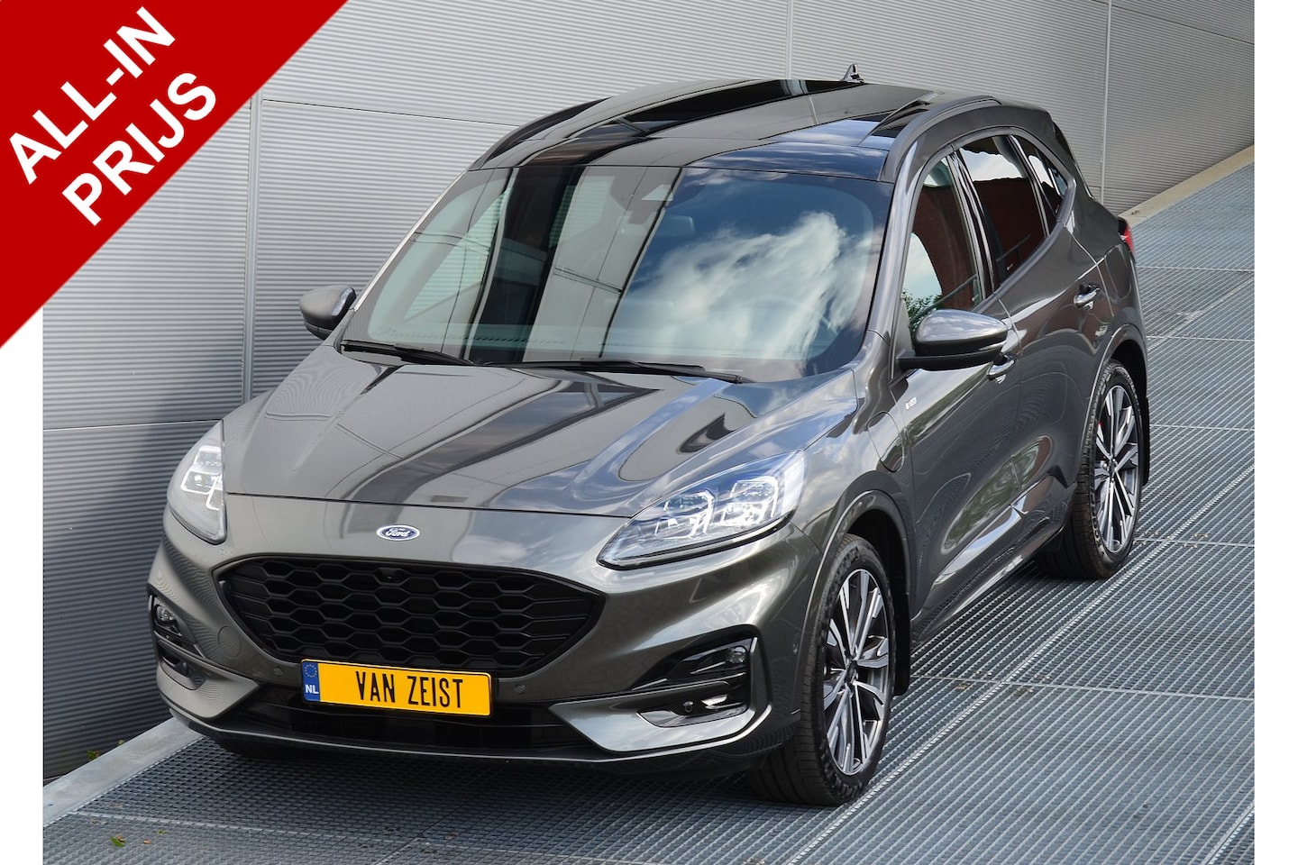 Ford Kuga - PHEV 2.5 ST-LINE X | PLUG IN HYBRID | PANORAMA DAK | TREKHAAK | 20'' LICHTMETAAL | ALL IN - AutoWereld.nl