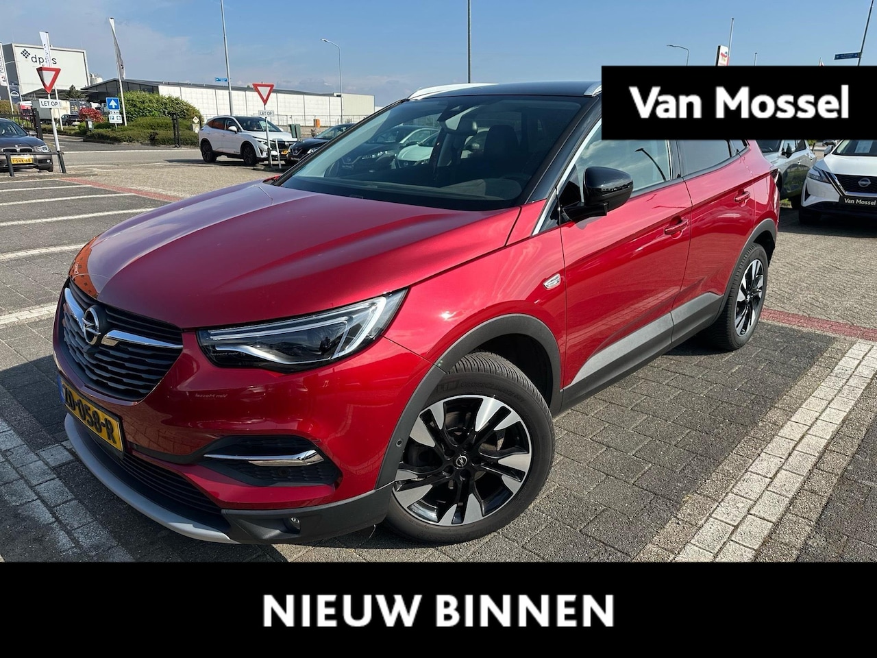 Opel Grandland X - 1.2 Turbo Ultimate | Navigatie | Denon sound systeem | Apple Carplay/Android Auto | Elektr - AutoWereld.nl