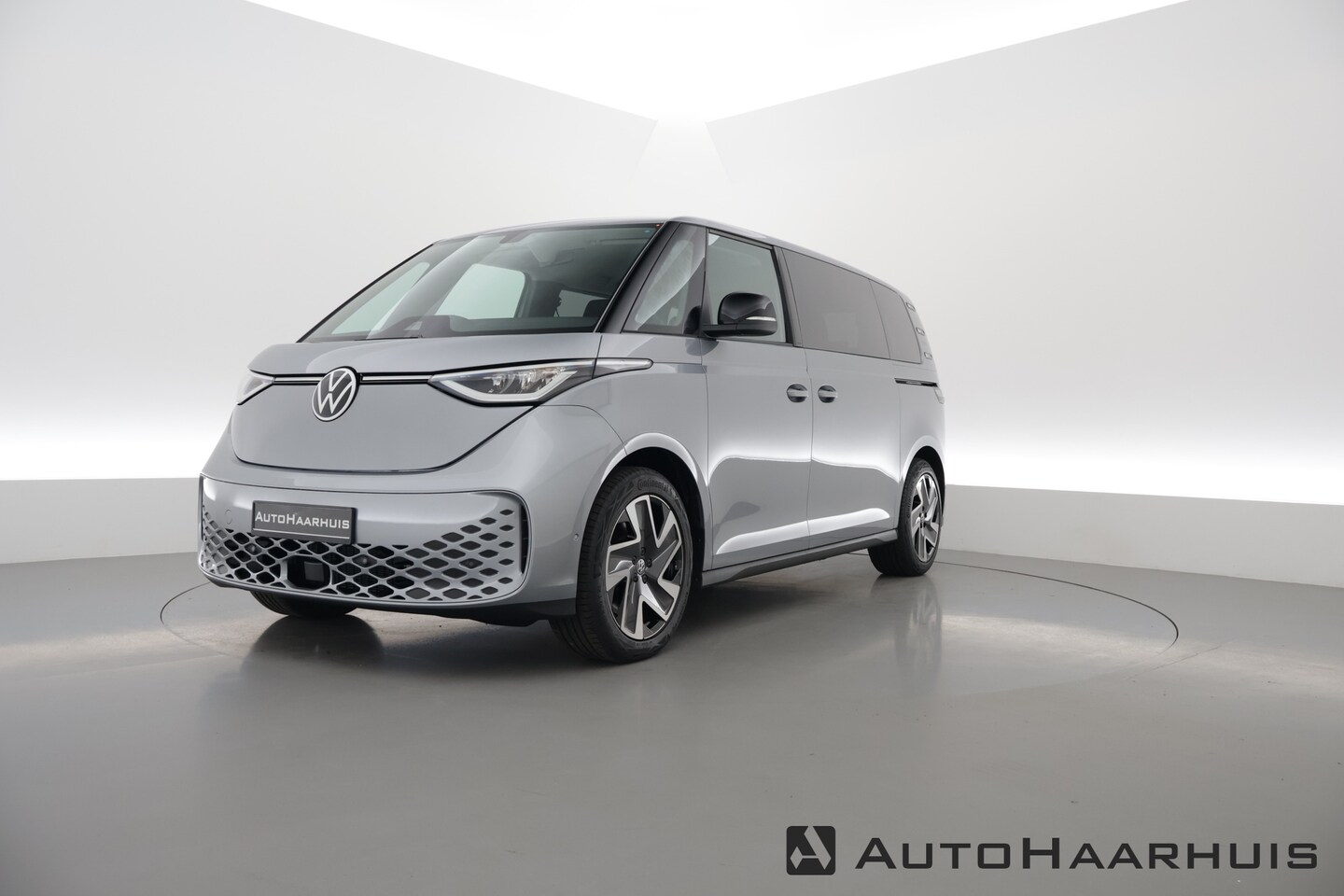 Volkswagen ID. Buzz - Pro 86 kWh LWB 7p. | Camera | Adapt. Cruise | Stoel- Stuurverw. | Navi | - AutoWereld.nl