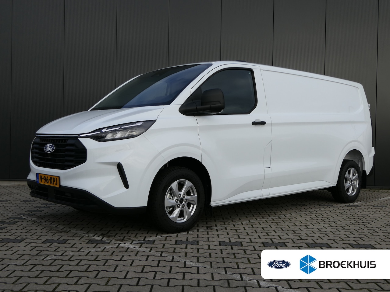 Ford Transit Custom - Ford 320 2.0 TDCI 150pk L2H1 Trend | Rijklaar! | Lengte 2 | Trekhaak | Prijs = Rijklaar! | - AutoWereld.nl