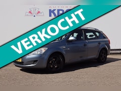 Kia Cee'd Sporty Wagon - 1.4 X-tra, Trekhaak, Meeneemprijs APK t/m 04-04-2026