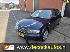 BMW 3-serie - 320i Executive/AUTOMAAT/AIRCO