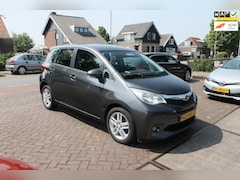 Subaru Trezia - 1.3 Luxury [TOYOTA VERSO-S]
