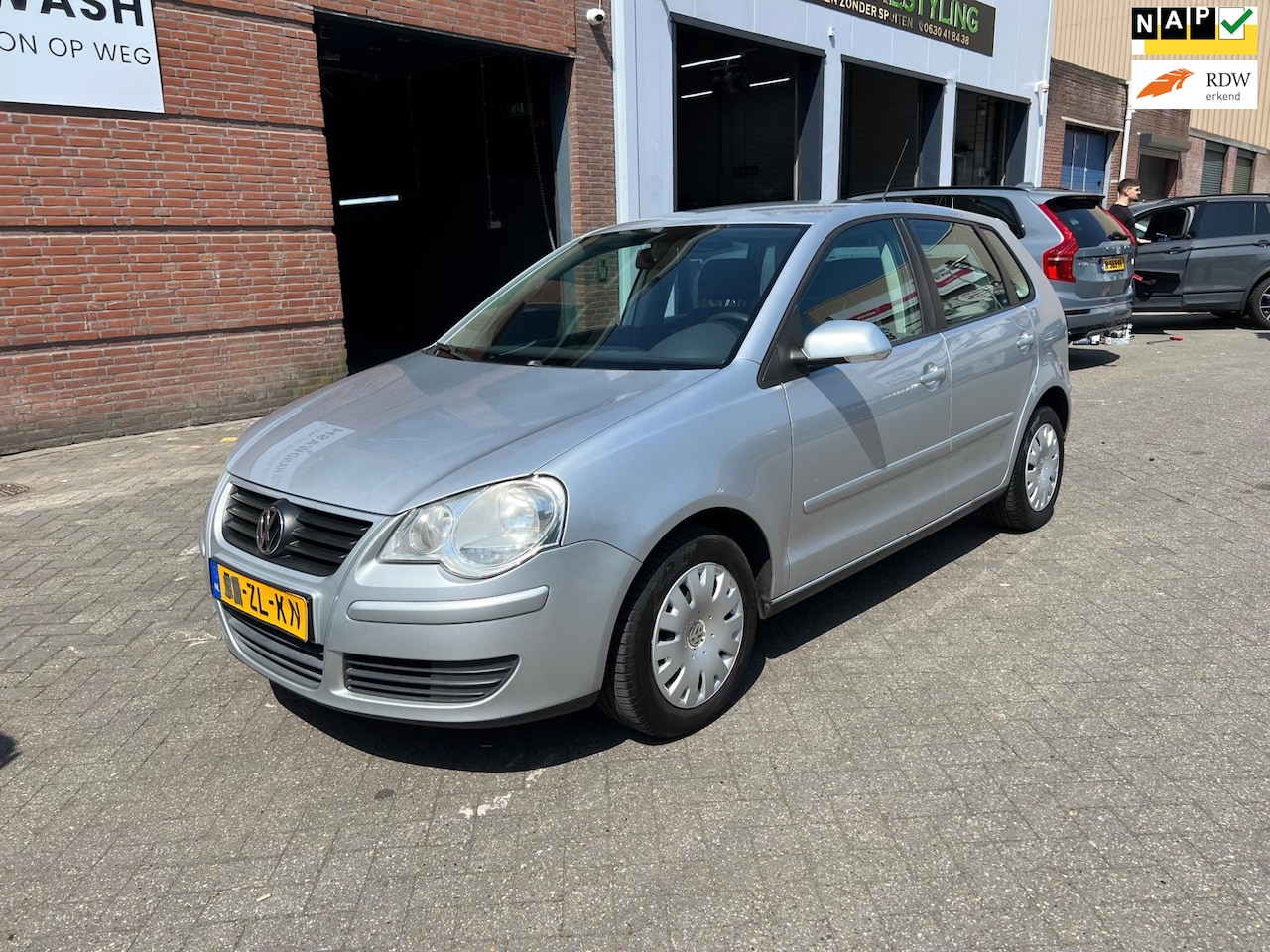 Volkswagen Polo - 1.4-16V Optive Bj 2008 5drs Airco El.pakket NAP - AutoWereld.nl