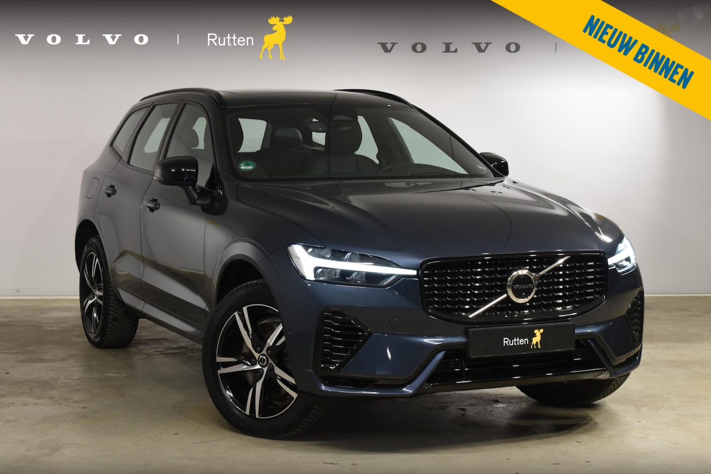 Volvo XC60 - T8 310PK AWD R-Design / Navigatie / Head Up Display / 360 Camera / Parkeersensoren / Lucht - AutoWereld.nl