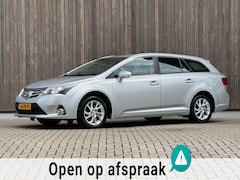 Toyota Avensis Wagon - 1.8 VVTi Business / Trekhaak / Automaat