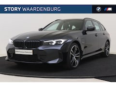 BMW 3-serie Touring - 320e High Executive M Sport Automaat / Schuif-kanteldak / Trekhaak / Adaptieve LED / Comfo