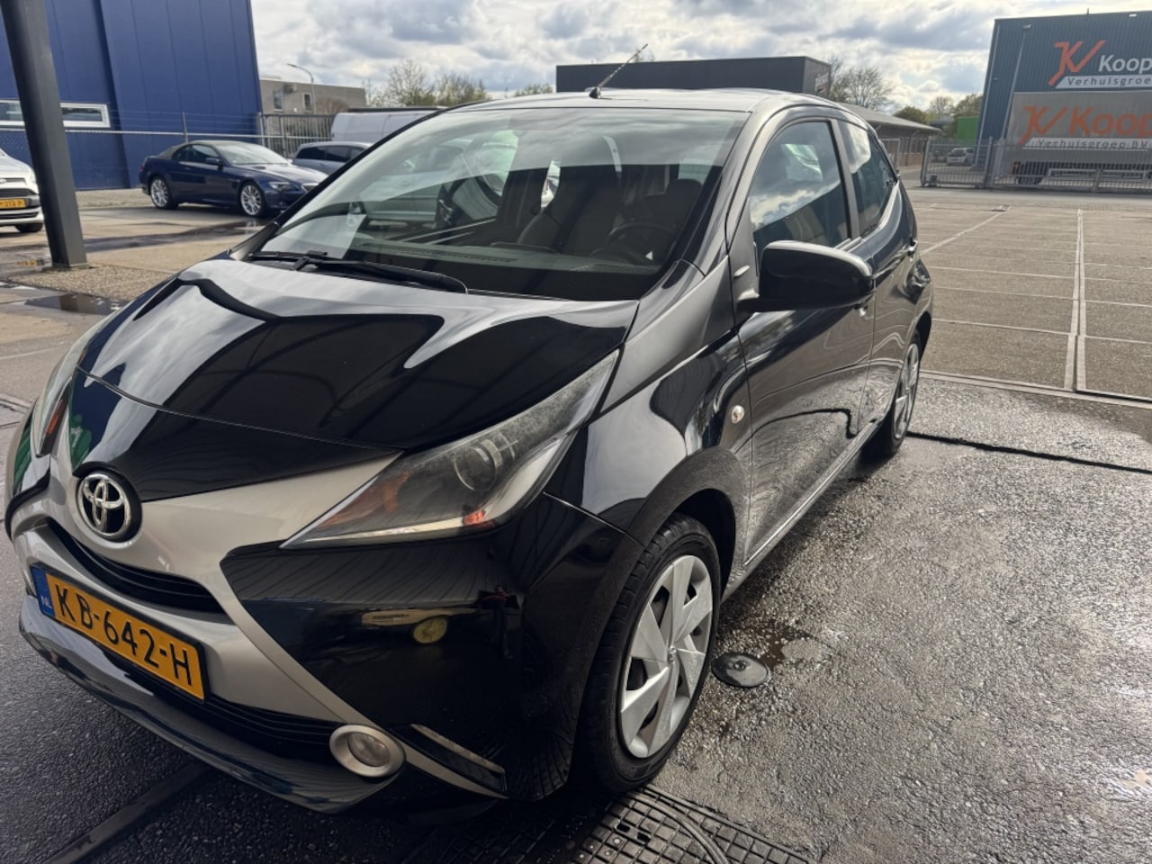 Toyota Aygo - 1.0 VVT-i x-play 1.0 VVT-i x-play - AutoWereld.nl