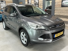 Ford Kuga - 1.6 Titanium Pl. 4WD